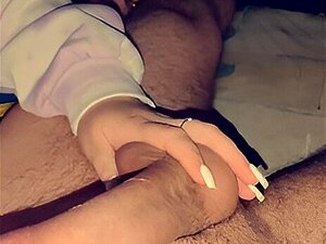 Handjob und cumming in den Mund