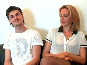 Französische reife Cougar hart in den Arsch gefickt