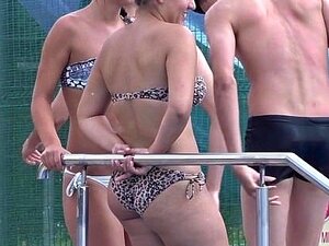 Sexy Bikini heiße Babes nasses Cameltoe