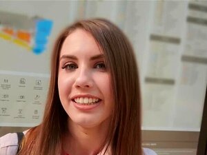 Ukrainische Schönheit liebt öffentlichen Sex