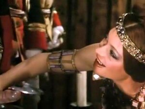 Kaiserin bläst und bekommt einen Gesichtsspritzer,