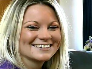 22-jährige Lindzey erhält Casting-Aufruf