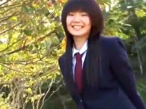 Pute japonaise exotique Chinatsu Anzai dans des éjaculations