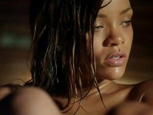 Rihanna - Stay (Nacktbad). Rihanna - Stay(Nacktbad)
