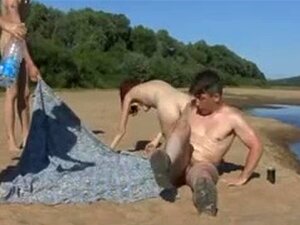 Nackte strand-hook-up-swinger