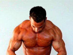 Lihaksikas Ronald Flexes varten Cams