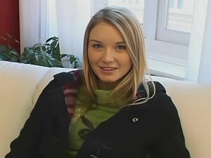 Süße kanadische Süße Masturbiert