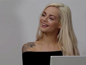 Büro-Praktikantin Elsa Jean fickt endlich ihren Chef - EroticaX