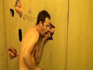 Schwule Gloryholes und schwule Handjobs - Dreckiger nasser schwuler