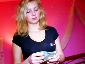 Heerlijke amateur wordt betaald en doggy geneukt in een motelkamer