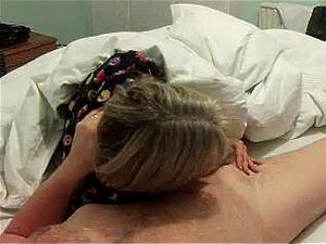 Britische blonde Ehefrau