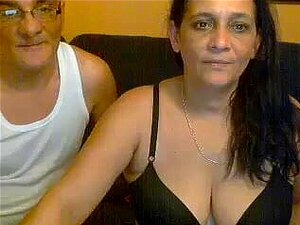 Anita ja Brunette Cam