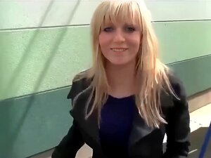 Blonde sexy saugt sexy cock pov big cock groen schwanz und schwalben