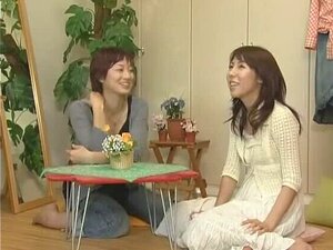 Geweldige Japanse chick Miki Karasawa in de heetste Strapon, Lingerie