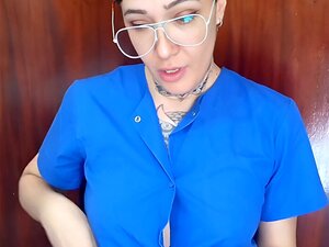 Ärztliche Untersuchung beim Arzt - JOI