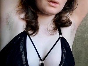 Nahaufnahme der Achseln von Mama pt.3