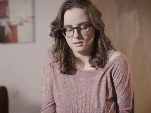 Die nervöse Jay Taylor unterzieht sich einer Immersionstherapie mit