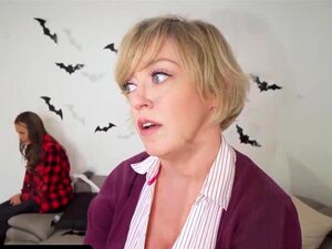 PervNana - Brustige Cougar Dee Williams lässt sich von einer