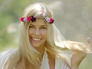 BLACKED Blondine Addison België spuit op Enorme Zwarte Lul!