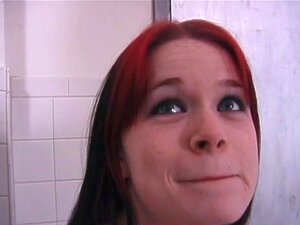 FetishNetwork Movie: Pussy Torment 1: Vicci, 18-åriga Vicci skakar