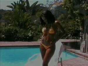 BikiniRiot