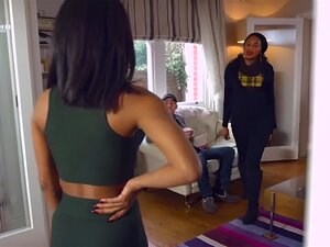 Brazzers - Kiki Minaj: Sehnsucht nach einem Paddeln