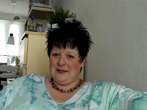 Sie will dir zeigen, wozu diese Klammern da sind,