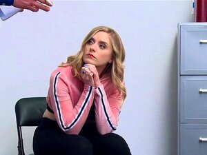 Обезбеђење тржног центра воли да јебе