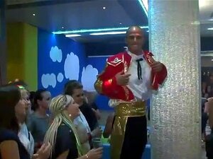 Cfnm amateur feestmeisjes neuken mannelijke strippers