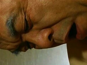 Japanische MILF hat verrückten Sex ohne JAV