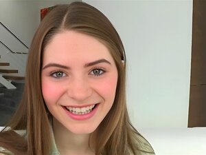 Die Cum-Gelüste von Alice March. Alice March liebt riesige Schwänze.