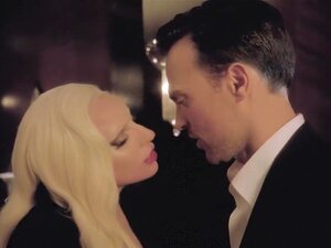 American Horror Story S05E03 (2015) Lady Gaga und Angela Basett