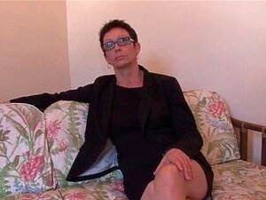 Reife Ficks und besamt einen Twink