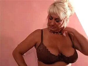 Grote tieten blonde rijpe neuk verse kerel