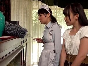 Wunderschöne japanische Schlampe hat einen Fetisch-Spaß