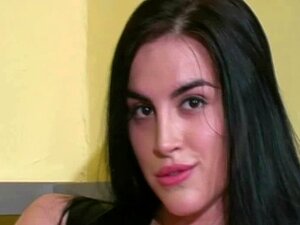 Ynklig ballbusting