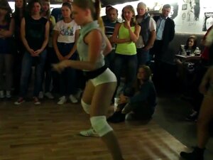 Russischer Twerk-Wettbewerb