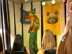 08 Lyön vetoa, että huijaaminen narttu on täällä 205