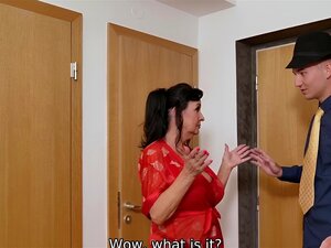 MATURE4K. Verkauft auf ihren Panzerfäusten. Hawt sex mit Elle