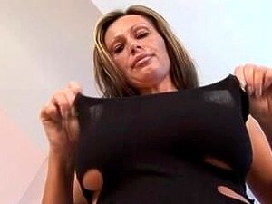 Milf-Schlampe bekommt Schwanz statt Workout