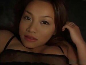 La giapponese tettuta Yuka Matsushita viene giocata fuori di testa