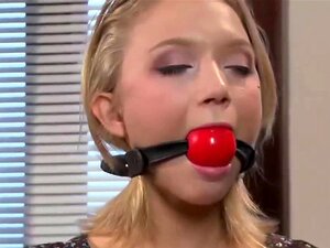 Creepy Fotograf Hogties Dakota Skye