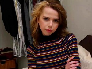 Verrückte Stiefschwester-Süße wird von ihren Stiefbrüdern hart