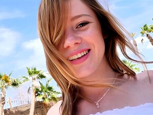 боже! Чак И Са Уљем, Његов Пенис Је И