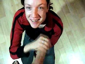 Deutsche Frau fickt einen großen Schwanz