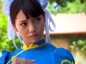 Erleben Sie die verführerische Welt des Chun Li Cosplays wie nie