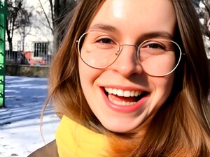 Ersties - Daniela erforscht ihren Damenhöschenfetisch