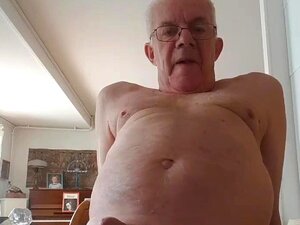 Mein Freund hat mich vor der Webcam geil gemacht