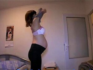 PublicAgent Die schwangere Angelina Jolie sieht aus wie nimmt Geld