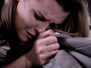 Räumte College-Süße auf der Suche nach einem neuen Ort zum